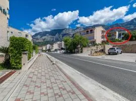 Apartments by the sea Tucepi, Makarska - 22656