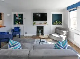 Top Floor at 13 Rivers Street
