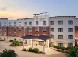 Best Western Premier Crown Chase Inn & Suites