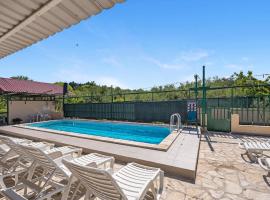 Stunning Apartment In Dubravice, Hotel in Dubravice