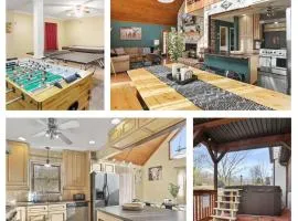 Hot Tub Fire Pit Game Room Family Getaway