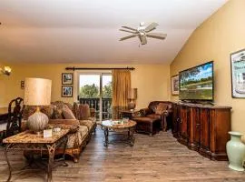 2BR - Luxury vinyl floors - Pool - hot tub - 4304