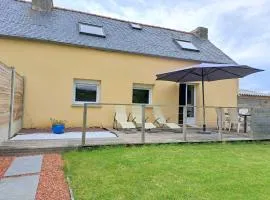 Holiday Home in Telgruc-sur-Mer by Sandy Beach