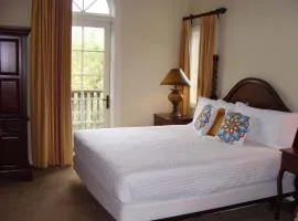 5319-S Cozy Retreat-balcony-grand pool & hot tub