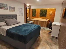Glam House Hotel