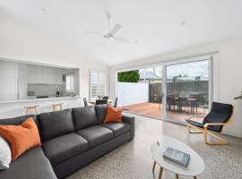 Geelong West Gem, hotel i Geelong West