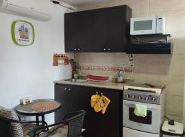 Anexo independiente y privado totalmente amueblado muy lindo y acogedor en chanis cerca de Costa del este y el mall santa María plaza