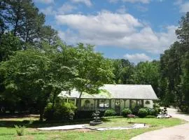 City life, country living style
