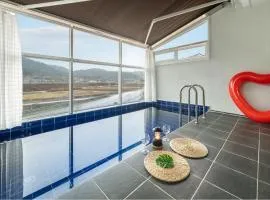 Gyeongju Modern Pool Villa