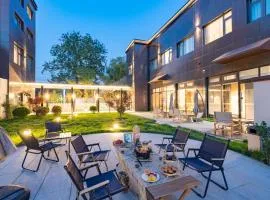 Atour Hotel Beijing Zhongguancun Software Park West Shangdi Road