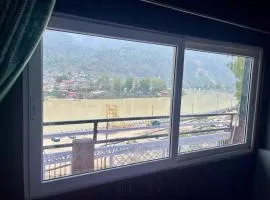 Anushree Lake View Home Stay Uttarkashi