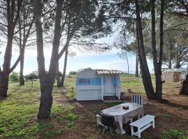 Caravane janis on the beach, luxusní kemp v destinaci Lucciana
