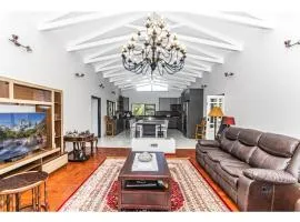 KwaMagogo Villa, Chartwell