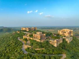 Neemrana's - Tijara Fort Palace, hotel v destinaci Alwar