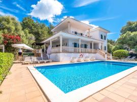 Villa Alaris, hotel em Santo Tomás