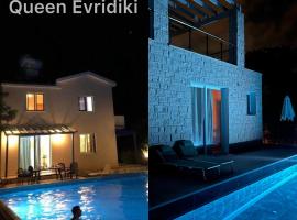 QUEEN EVRIDIKI & VILLA PANORAMA, hotel v destinaci Pegeia
