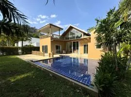 Nai Thon villa with pool, garden, rooftop terrace