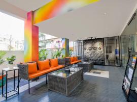 HOTEl EUPHORIA AIRPORT Zone, hotel cerca de Aeropuerto Internacional Rajiv Gandhi, Hyderabad