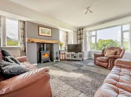 3 Bed in Keswick 93202