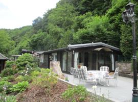 Ferienhaus 1, khách sạn ở Ahrbrück