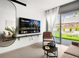 Red Canyon Spa Cozy Garden Stay by Sea N' Rent