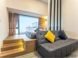 Imperio A2213A with Bathtub 3pax free Wifi Parking