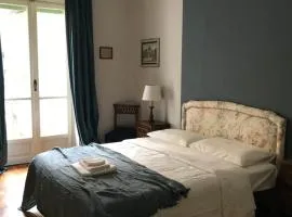 A-waay Shopping Family Apartment