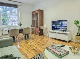 Stylish 2-Bedroom Apartment in Maida Vale near Little Venice & Paddington