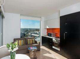 Oaks Melbourne South Yarra Suites, hotel near South Yarra Train Station, Melbourne