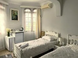 Sweet Home at Ninoshvili 3