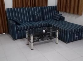 Appartement meublé f2 โรงแรมในโลเม