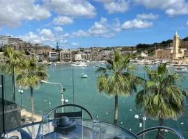 Bay Seafront Apartment