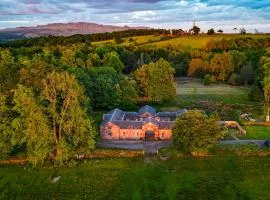 Loch Lomond Finnich Cottages