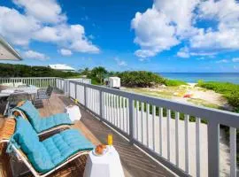Timmys Place - Charming Oceanfront Villa with Direct Beach Access and Scenic Views
