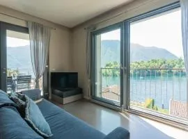 Mulino Vista Lake by Rent All Como