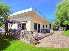 Spacious Comfort Villa Vera with hottub