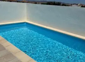 Ático dúplex con piscina privada en Vera Playa