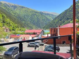 Lavera Home Uzungöl โรงแรมในอูซุนกอล