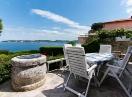 Beachfront House Sanja