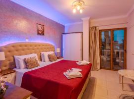 Knights' Castle Studios, nhà nghỉ B&B ở Archangelos