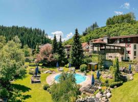 Smileys Kinderhotel, hotel in Trebesing