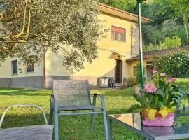 Stunning Apartment In Piano Di Gioviano