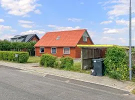 4 Bedroom Pet Friendly Home In Thyholm