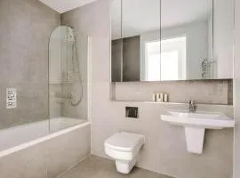 Sonder by Marriott Bonvoy Britain Quay Apartments Grand Canal Square