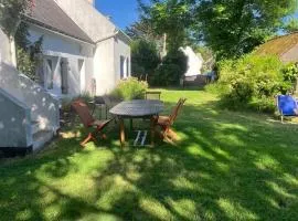 Charmante longère familiale à Belle-Île avec jardin - FR-1-418-179