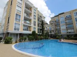 Messembria Palace - Menada Apartments