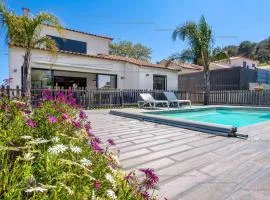 Villa piscine, climatisation, jardin, barbecue, internet, refait à neuf en 2023