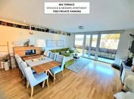 Waldorf Apartment