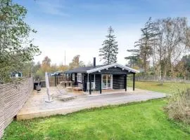 Log Cabin Near A Beautiful Beach