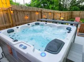 Vacation Haven HOT TUB FIRE PIT GRILL & ARCADE